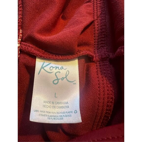 Kona Sol Women’s Size Large One Piece Ruffle Shoulder High Coverage Swimsuit - Picture 7 of 7